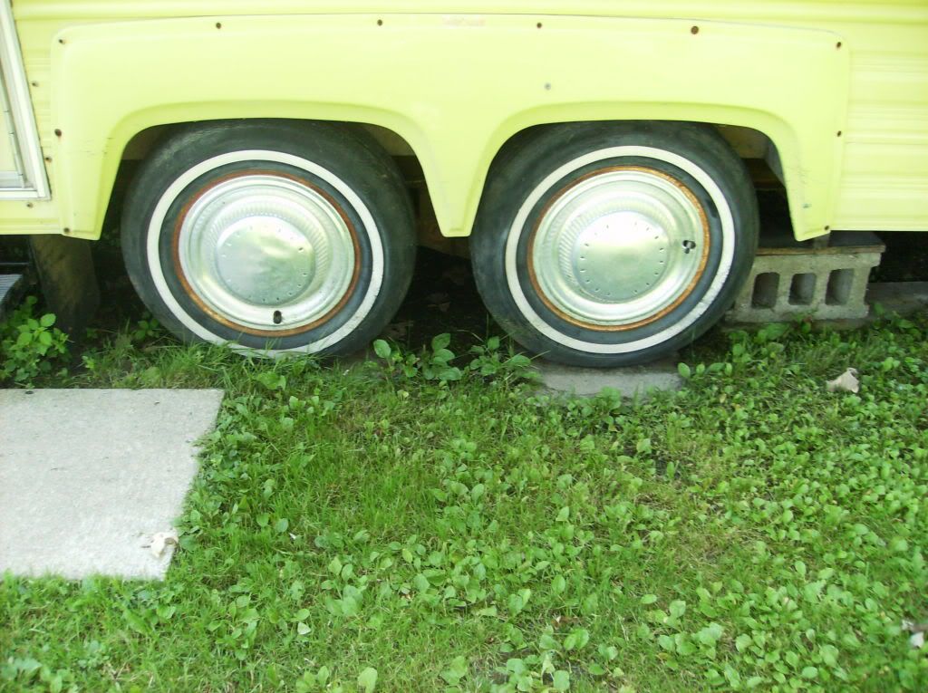 trailerandcar008.jpg