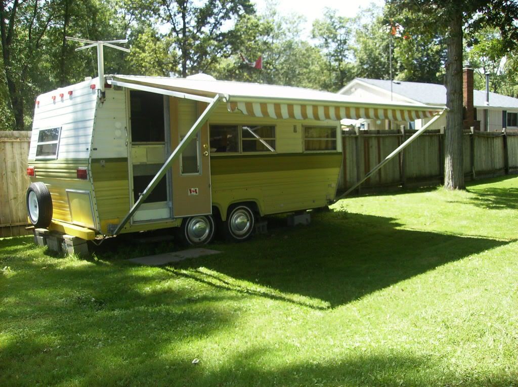 trailerandcar013.jpg