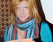 http://i668.photobucket.com/albums/vv42/mrsbonkers2009/9-3.jpg