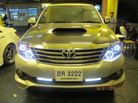 S.V.AUTO มีที่เดียวระวังพวกแอบอ้าง PROJECTOR+XENON+LED DAYLIGHT + @PATA CLICK !.