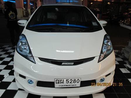 S.V.AUTO มีที่เดียวระวังพวกแอบอ้าง PROJECTOR+XENON+LED DAYLIGHT + @PATA CLICK !.