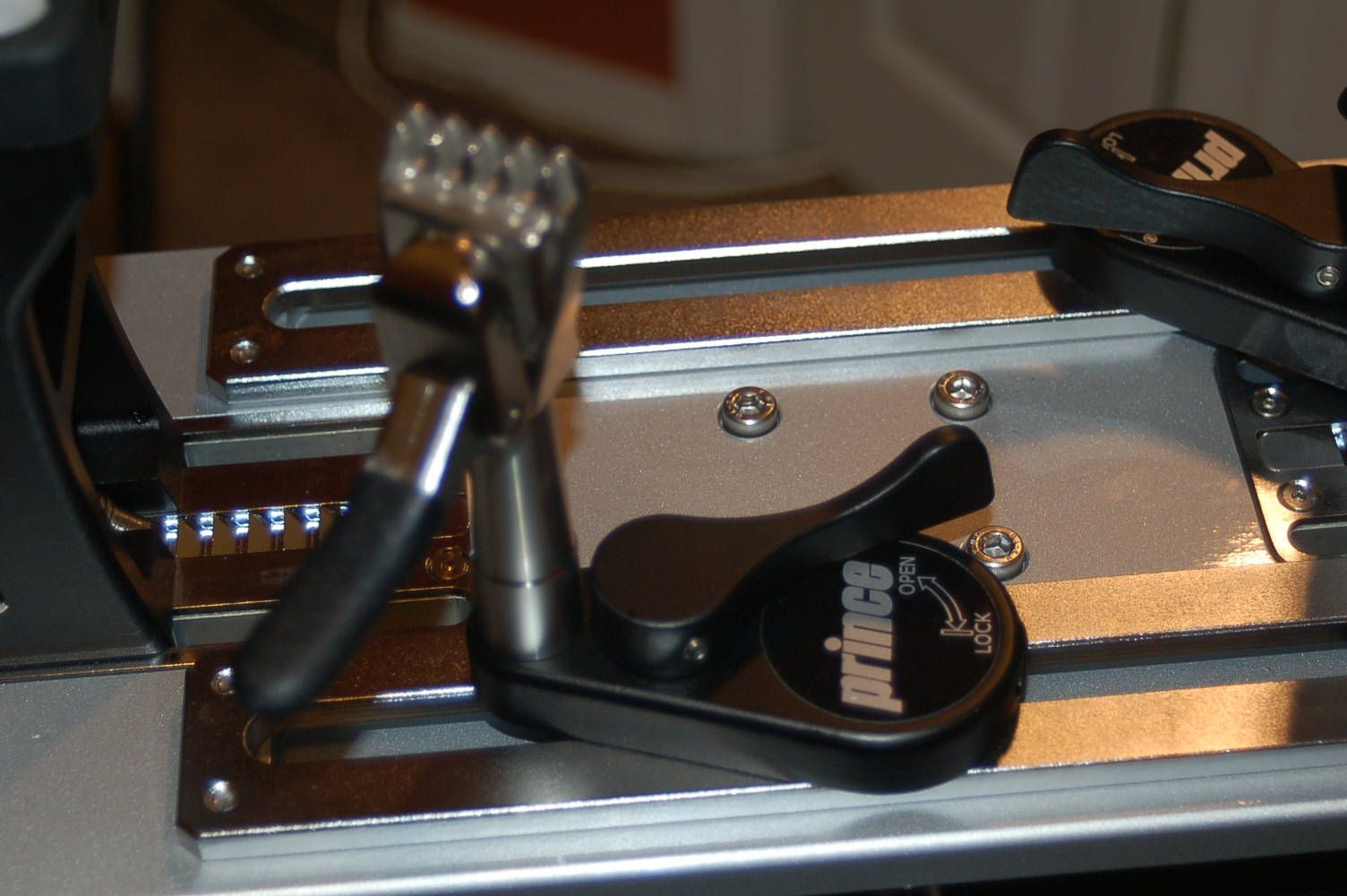 prince neos 1500 stringing machine
