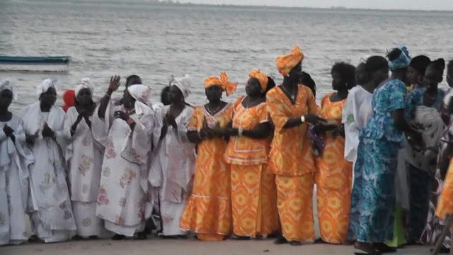 De nuevo en Senegal: De nuevo Cassamance y Pais Bassari. Nunca nos cansaremos - Blogs de Senegal - Cassamance: Baficán, Hitu Kabrousse y boda en Carabane (16)