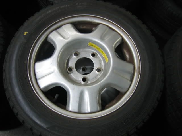 http://i668.photobucket.com/albums/vv48/jdmtoronto/Album1/IMG_0027.jpg