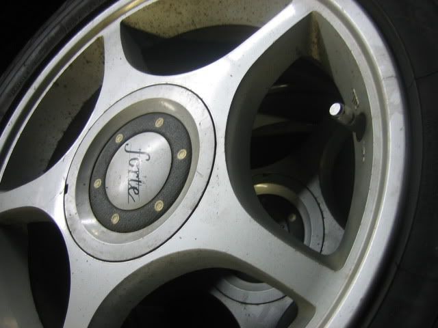 http://i668.photobucket.com/albums/vv48/jdmtoronto/Album1/IMG_9693_zps2f8f2214.jpg
