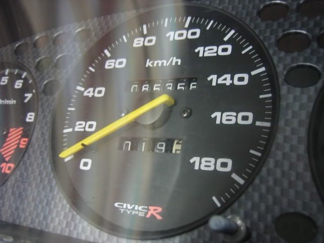 http://i668.photobucket.com/albums/vv48/jdmtoronto/IMG_0321.jpg