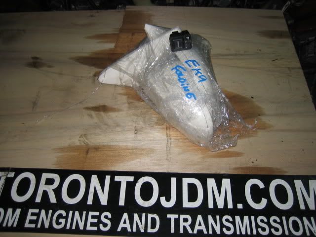 http://i668.photobucket.com/albums/vv48/jdmtoronto/IMG_9731.jpg