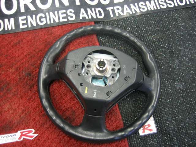 http://i668.photobucket.com/albums/vv48/jdmtoronto/febcontainer/IMG_3038-640_zps001eeb94.jpg