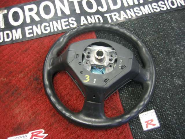 http://i668.photobucket.com/albums/vv48/jdmtoronto/febcontainer/IMG_3053-640_zpsbfc3631c.jpg