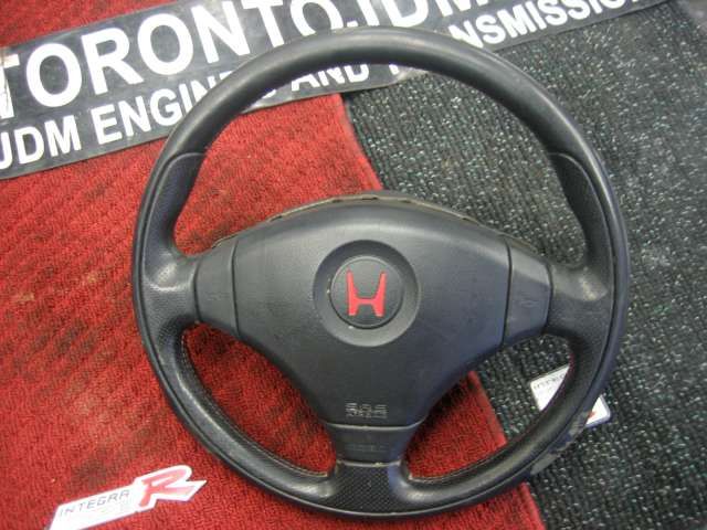 http://i668.photobucket.com/albums/vv48/jdmtoronto/febcontainer/IMG_3077-640_zps4bd4e239.jpg