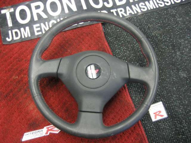 http://i668.photobucket.com/albums/vv48/jdmtoronto/febcontainer/IMG_3091-640_zps53c7cfca.jpg