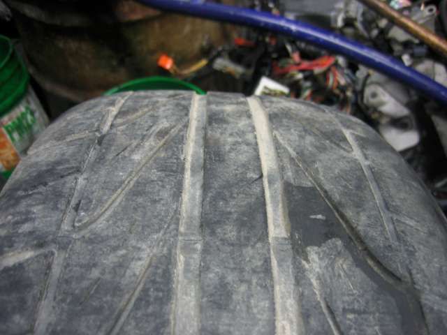 http://i668.photobucket.com/albums/vv48/jdmtoronto/febcontainer/IMG_3450-640_zps255c45f4.jpg