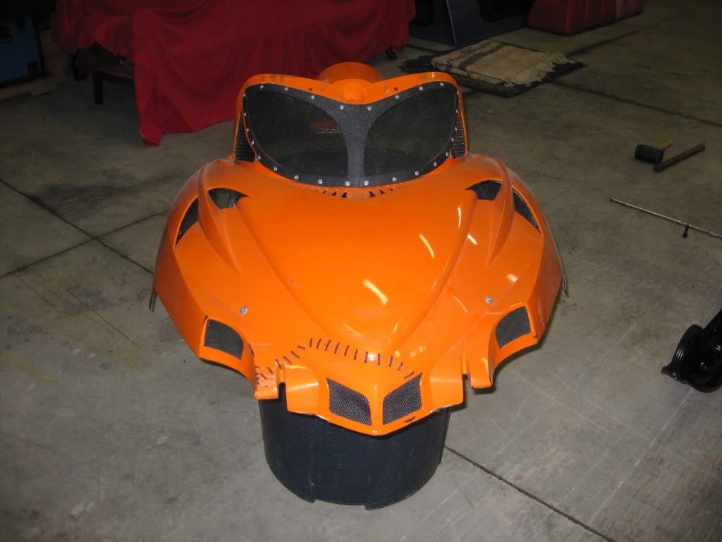 M1000Hood001.jpg